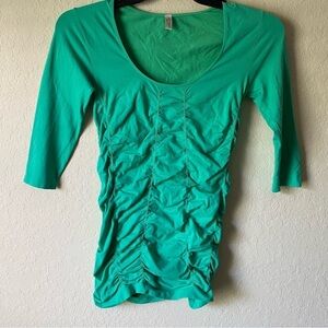 Last Tango | Women's Stretchy Ruched Scrunch 3/4 Sleeve Top Green Size M/L